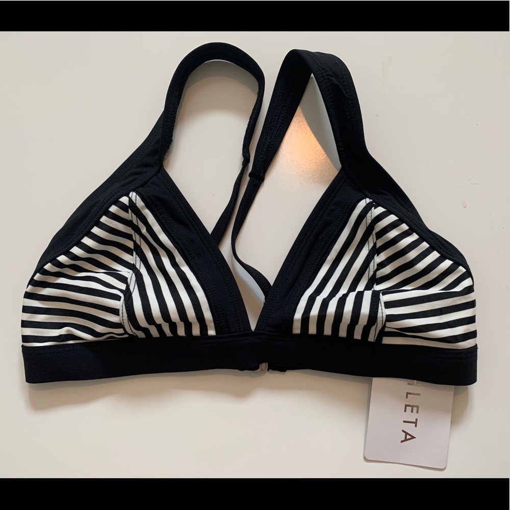 COPY - Athleta swim top. NWT